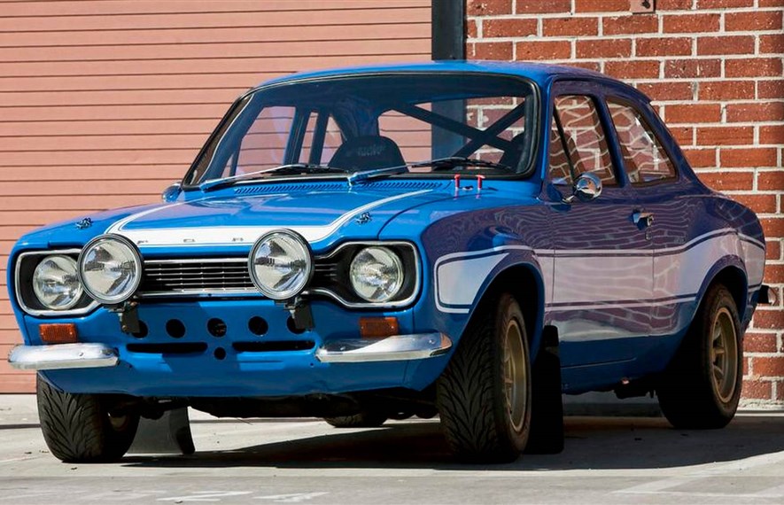 პოლ უოკერის Ford Escort RS1600-ის კადრს მიღმა სიცოცხლე