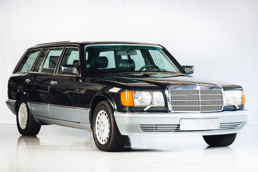 Caro-ს 1990 წლის Mercedes-Benz 560 TEL უნივერსალი აუქციონზე გადის