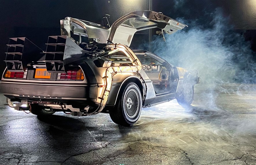 DeLorean-ის რეპლიკა ფილმიდან „უკან მომავალში“ აუქციონზე იყიდება