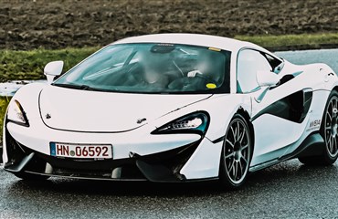 McLaren წელს ახალ ფლაგ-ინ ჰიბრიდს შემოგვთავაზებს