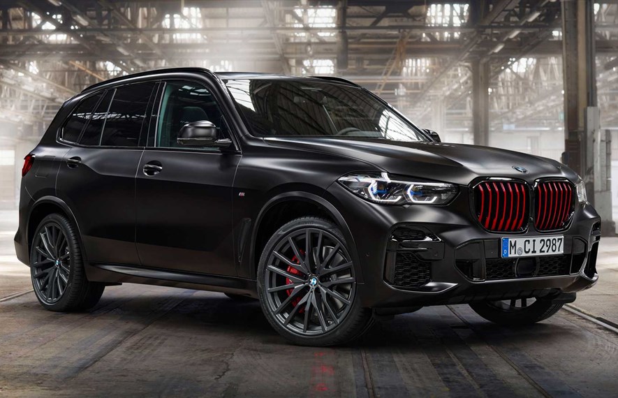 2022 წლის BMW X5 Black Vermilion Edition-ი სრულად აღჭურვილი, ჩაშავებული და ექსკლუზიური მოდელია
