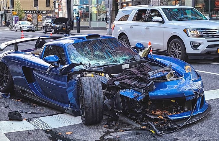 უიშვიათესი Gemballa Mirage GT მანჰეტენზე სანახაობრივად დაიმტვრა