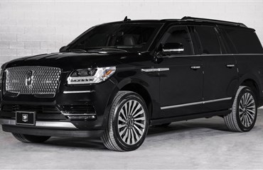 მოძრავი ციხე-სიმაგრე: შეჯავშნული Lincoln Navigator-ი