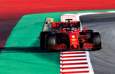 „ფერარიმ“ „მერსედესს“ მიბაძა