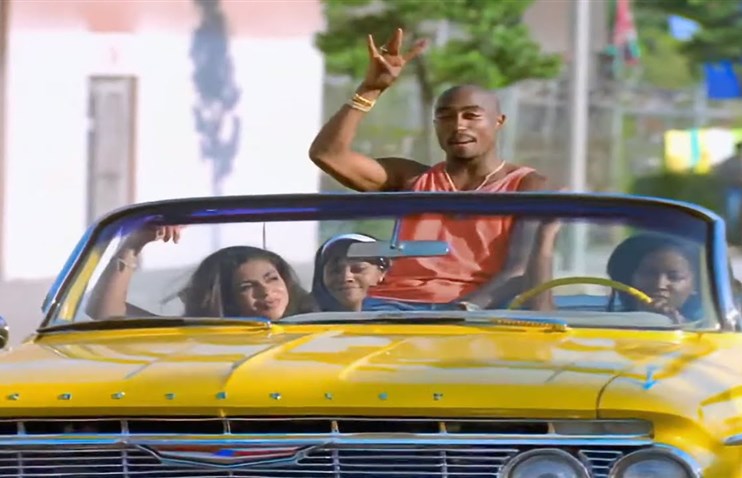 თუფაქის 1961 წლის Chevy Impala-ს რესტავრაცია ჩაუტარეს და ახლა ის ნამდვილი Lowrider-ია