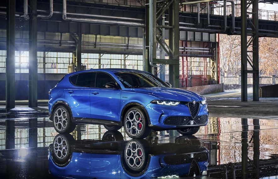 Alfa Romeo-ს ახალი SUV-ი - 2023 წლის Tonale-ს ფასი 30 000$-დან დაიწყება
