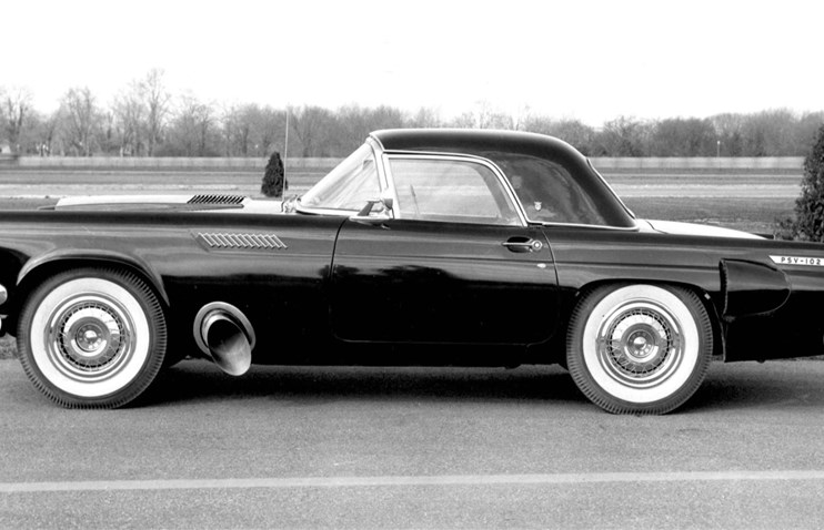 1955 წელს Ford-მა Thunderbird-ი Boeing-ის ტურბინით გამოუშვა