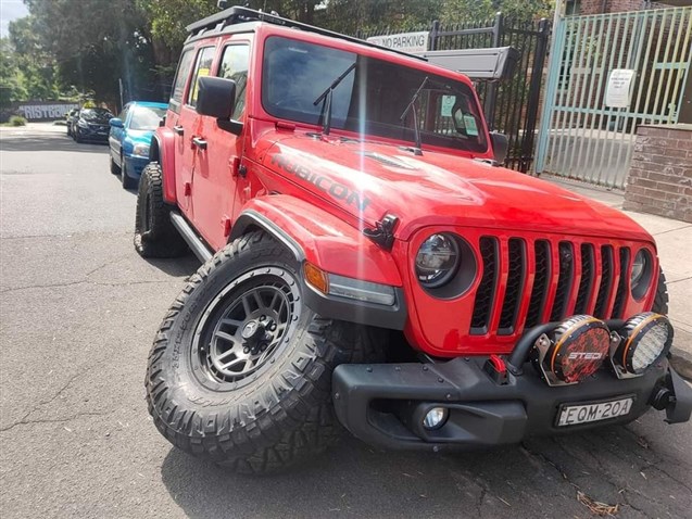 რა დაემართა ამ Jeep Wrangler Rubicon-ს?