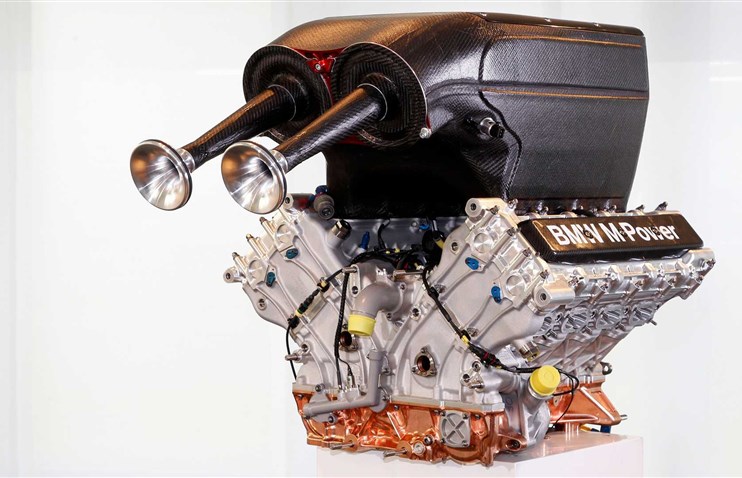 BMW-ს ახალი Twin Turbo V8 ჰიბრიდული ძრავა 640 ცხენის ძალას გამოიმუშავებს