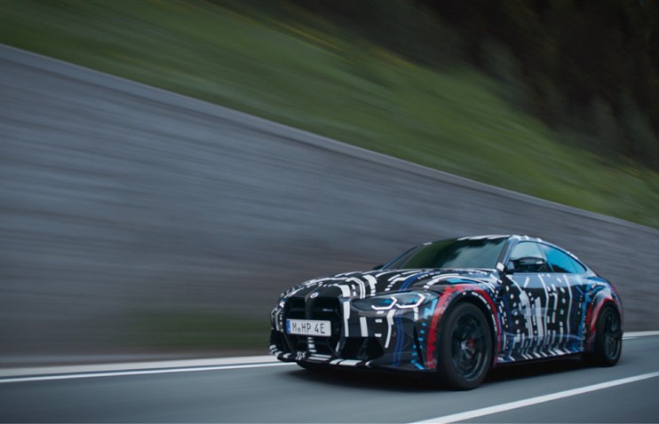 BMW M-ი 4-ძრავიან ელექტრომობილზე მუშაობს
