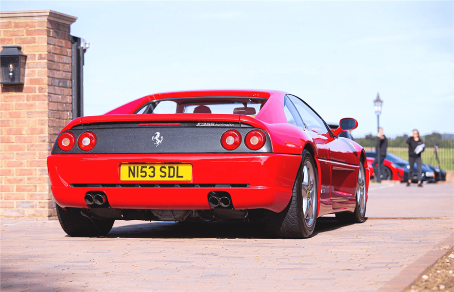 ჯასტინ ბიბერი, Ferrari, შავი სია, 50 Cent