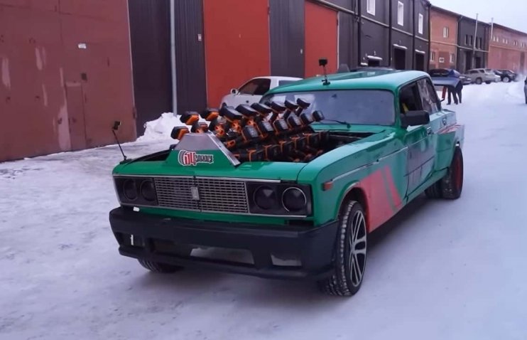 Lada-ს ელექტრომობილი უსადენო ბურღებზე მუშაობს