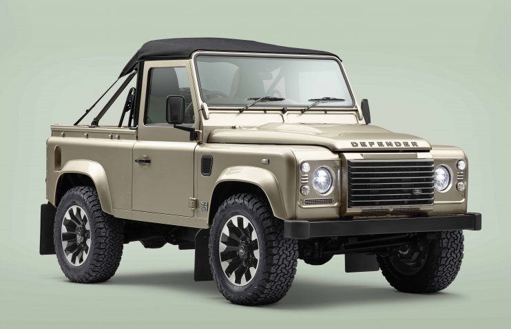 Land Rover-ის "ძველი" Defender V8 გარეგნულად მომხიბვლელია, რასაც ფასზე ვერ ვიტყვით