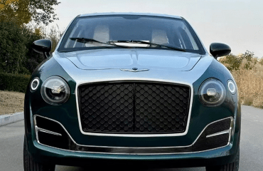 "ჩინური" Bentley-ს ბენზინზე მომუშავე ელექტრომობილი $3 000-ად გაიყიდა