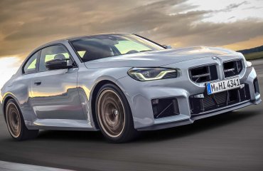 2026 წლის BMW M2 CS: მეტი სიმძლავრე, ნაკლები წონა და მხოლოდ უკანა წამყვანი