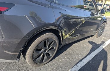 შეძლებთ გამოიცნოთ, თუ რა დაჯდება ამ Tesla-ს შეკეთება?