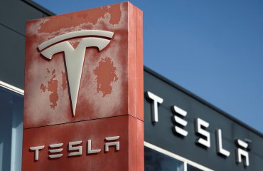 Tesla მომხმარებლისგან უფასო რეკლამას ითხოვს | კომპანია გადარჩენას ცდილობს