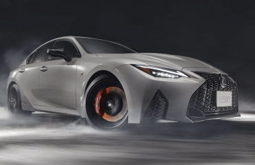 დიდი დასასრული: Lexus-ი V8 ძრავით უკანასკნელ სპორტქარს უშვებს