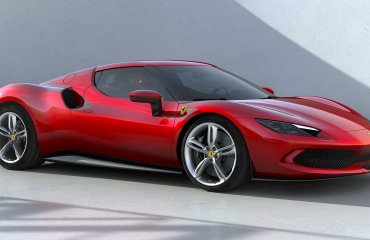 Ferrari მოიგო | რომელი მოდელი გადასცეს UFC-ის ცნობილ მებრძოლს