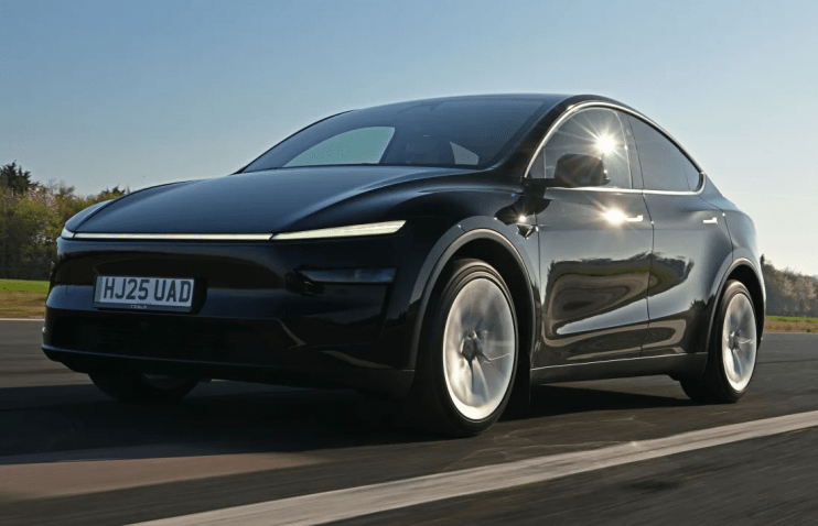 ბენზინზე მომუშავე მოდელმა, Tesla-ს ყველაზე გაყიდვადი ავტომობილის სტატუსი წაართვა