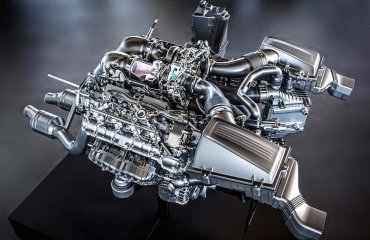 Mercedes-ი ახალ V8 ძრავას ქმნის | რომელიც წინა ვერსიაზე მძლავრი იქნება?