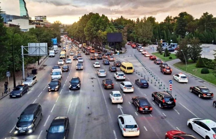 ერთ თვეში, საქართველოში, მანქანების რაოდენობა 16 000-ით გაიზარდა