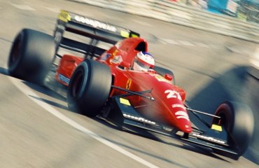ფორმულა 1-ის ლეგენდა 1992 წლის Ferrari-ს ყიდის