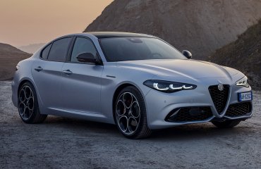 Alfa Romeo Giulia-სა და Stelvio-ს წარმოებას 2027 წლამდე ახანგრძლივებს