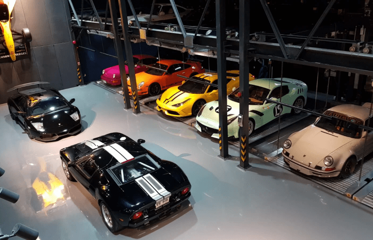 ტაილანდში უიშვიათესი Porsche-ების მილიონიანი სამოთხე აღმოაჩინეს