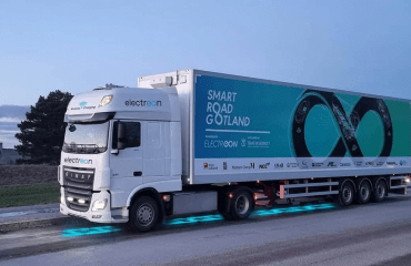 საფრანგეთში გაიხსნა მაგისტრალი, რომელიც მასზე მოძრავ ელექტრომობილებს დამუხტავს