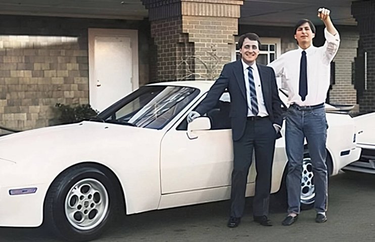 „პათეტიკური“ - ამ შეფასების შემდეგ, სტივ ჯობსმა Apple-ის თანამშრომელს Porsche გადასცა