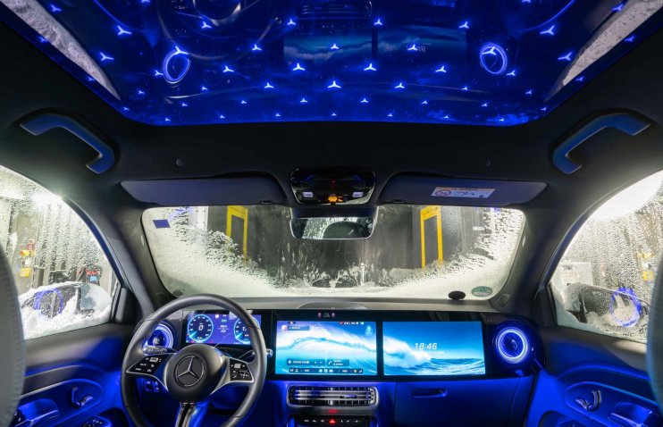 ახალი Mercedes GLB: სამი ეკრანით, შვიდი სავარძლითა და ძალიან ბევრი ვარსკვლავით