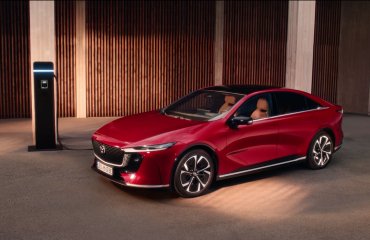 როგორია ახალი Mazda 6e | უკანა ამძრავი სრულად ელექტრო სედანი