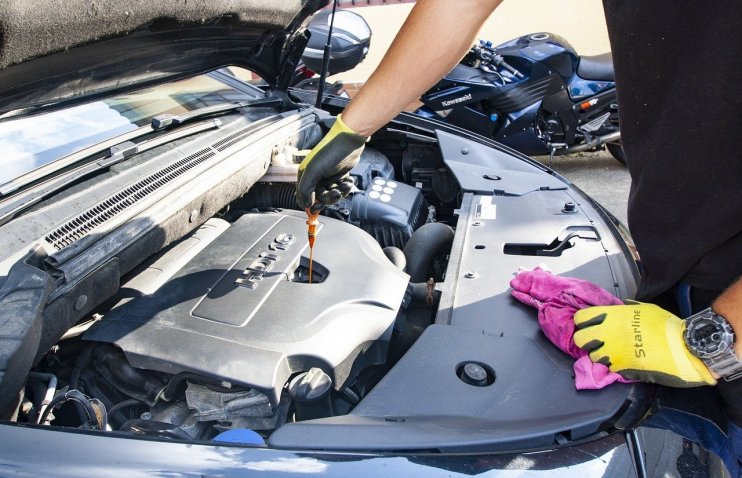 „ავტომობილში ზეთის შესაცვლელად შესაძლოა, თბილისიდან მოგიწიოს გასვლა - ახალი რეგულაციები სერვისებს 3-ჯერ გააძვირებს“