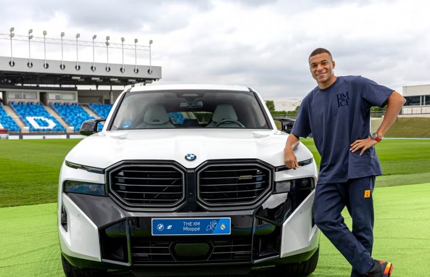 მადრიდის რეალი, ელექტრომობილები, ბიემვი, ბიემვი იქსემი, კილიან მბაპე, ბიემვი აი7 იქსდრაივი 60