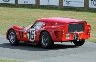 იტალიელებმა ეს უნიკალური მოდელი სერიული წარმოების ავტომობილად აქციეს