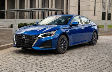 Altima-ს წარმოებას Nissan 2025 წელს არ შეაჩერებს | ნახეთ, როგორი იქნება 2026 წლის სედანი