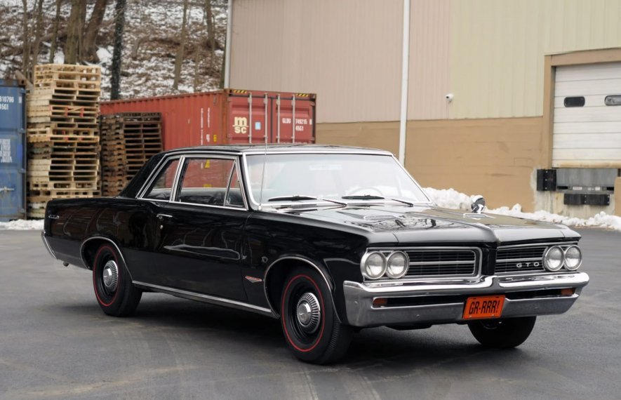 მასლქარი, იბეი, პონტიაკი, პონტიაკი ჯითიო