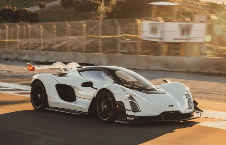ამ მცირე ზომის ამერიკულმა ავტომწარმოებელმა Koenigsegg-ს რეკორდი ჩამოართვა