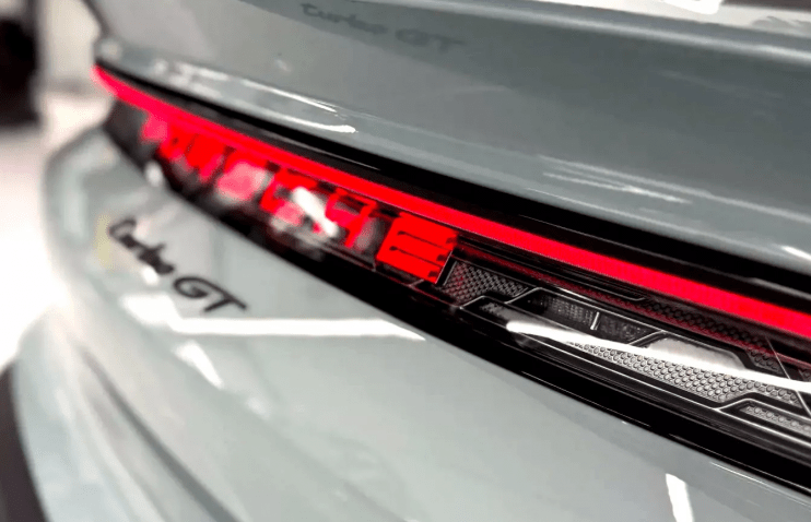 Porsche Taycan Turbo GT-ის ფასი მნიშვნელოვნად მცირდება | მიზეზები