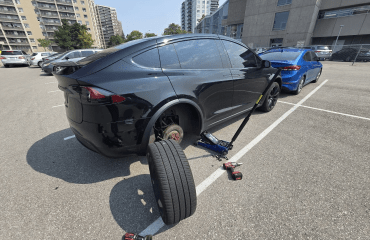 რატომ სჭირდებათ ელექტრო და ჰიბრიდ ავტომობილებს საბურავების უფრო ხშირი შეცვლა?