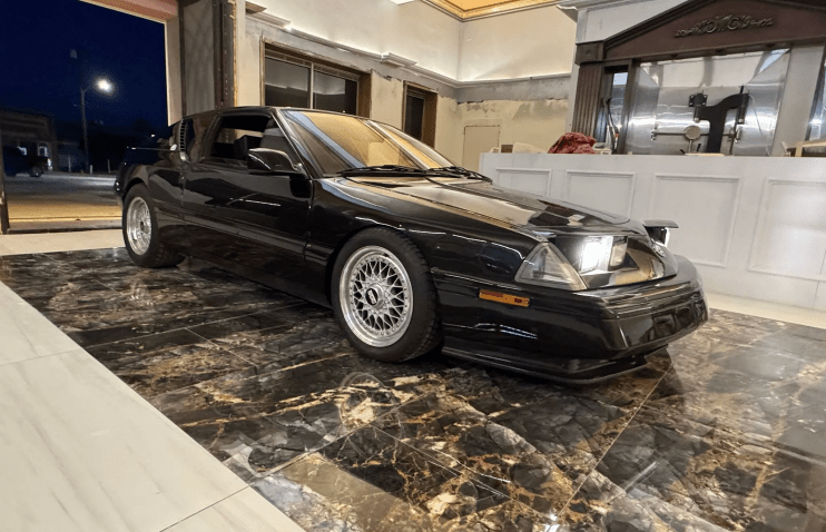 Renault-ს ფრანგული 911-ის შტატებში ლეგალიზება $30 მილიონი დაუჯდა | თუმცა მხოლოდ 12 ცალი ააწყო