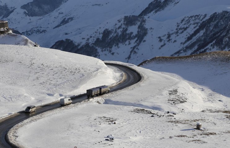 უამინდობის გამო, საქართველოში, საავტომობილო გზების ნაწილზე მოძრაობა შეზღუდულია
