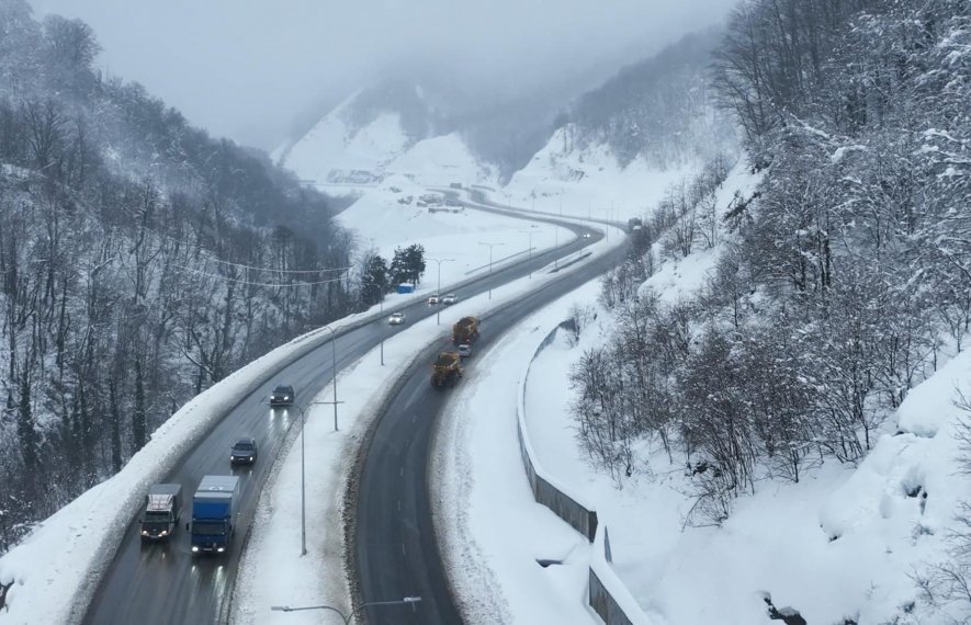 საქართველო, გადაადგილებაზე შეზღუდვები, საერთაშორისო მნიშვნელობის გზა, უამინდობა