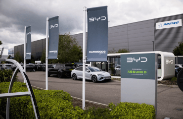 ჩინური BYD ქვეყნის ფარგლებს გარეთ წელს 1.3 მილიონზე მეტი მანქანის გაყიდვას გეგმავს