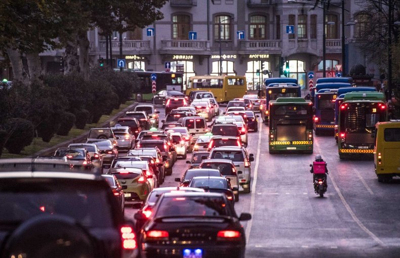საქართველოში 6 წელზე მეტი ასაკის ავტომობილების იმპორტის აკრძალვა იგეგმება