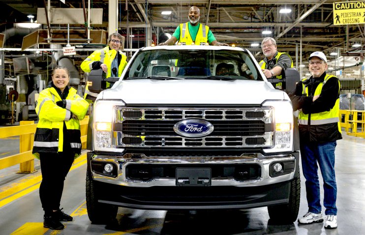 რეკორდული გაწვევების შემდეგ Ford-ი თანამშრომლებს 130%-იან ბონუსებს ჰპირდება