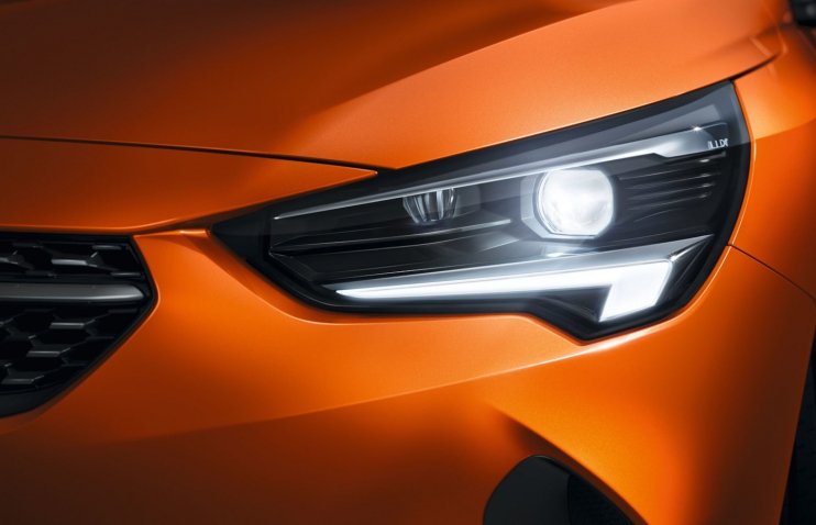 LED მაშუქებს ავარიების გამოწვევას აბრალებენ, თუმცა სტატისტიკა საპირისპიროს ამტკიცებს