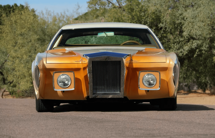 ტუნინგი 1970-იანი წლებიდან — იხილეთ Lincoln Continental-ი გრანიტის სალონით