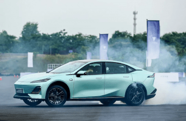 ჩინეთი რეკორდული დიაპაზონის მქონე მყარსხეულიან ბატარეებს უშვებს